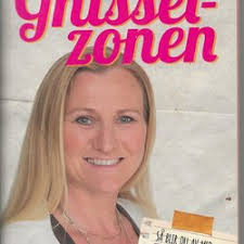 Pläd uppsydd av vintage tyg. Till bilen, husvag..