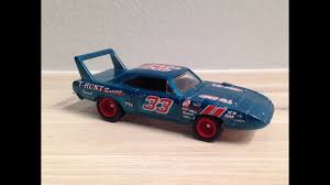Richard pettys favorite race car. Hot Wheels Super Treasure Hunt Sth Plymouth Superbird Youtube