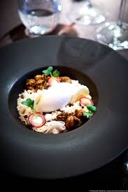Banane In Einer Spannenden Kombination Mit Rettich Kokos Radieschen Restaurant Zauberlehrling Stuttgart Fabian He Lebensmittel Essen Gutes Essen Restaurant