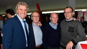 Despite his small stature, van moer made it to the turntable of, among others, standard and the red devils, with which he reached the final at the european championship in 1980 at a later age. 9mcecunwn6q Sm