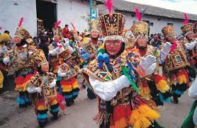 Pin By Vanessa Anderson On Cultural Shapes And Patterns Peruvian Art Carnival Design Berlin Beer Festival