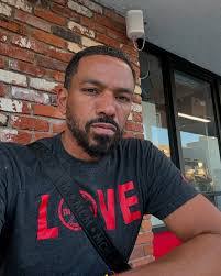 Alysia Gonzalez's Instagram, Twitter & Facebook