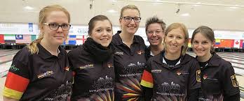 Germany takes the first round lead in the Team event at Women's World  Championships