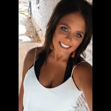 alyssa brook🌿. (@alyssabrookk)