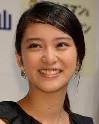 武井咲は歯を矯正した 武井 咲 武井 武井咲 着物