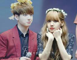  Lalisamanabon Jeonjungkook Lizkook Maknaecouple Bunicorn Goldenroyalmaknae Magniranthine Limario Lisa Jungkook Bts Blackp Selebritas Lisa Black Pink
