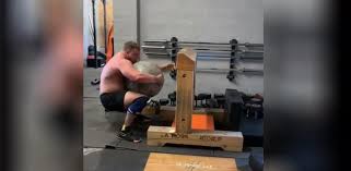 Tom stoltman won second place at the 2020 world's strongest man. Tom Stoltman Smokes A 286kg Atlas Stone Fitness Volt