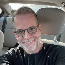 Why did I not stay in bed this morning?! I guess I needed that gym workout.  Morning Everyone 🙂