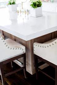 Actually, a quartz countertop is not going to be 100 percent quartz. Thick Quartz Countertop Kitchen Island With Thick Quartz Countertop That Looks Moderne Kuchendesigns Kuchen Design Arbeitsflachen