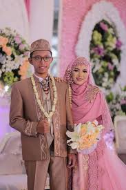 Hana Fauzi By Laksmi Kebaya Muslimah Islamic Wedding Service 018 Weddingservice Pakaian Pernikahan Pengantin Wanita Gaya Pengantin