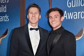 May 01, 2018 · tom daley and dustin lance black thrown surprise baby shower after revealing they're having a baby boy. Qot3jdn1lik4m