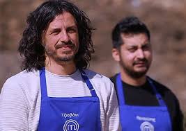 Δαμασκηνο μαχαιρι σεφ 580 στρωσεων κερατο. Masterchef 3espaei O Tziobani H Maria Htan Etoimh Na Moy Peta3ei Sk T In Gr