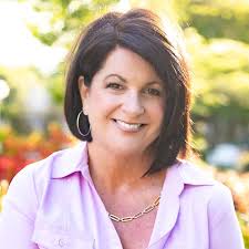 Jennifer Roach, Realtor