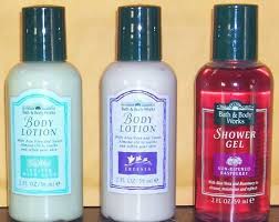 Vintage Bath Body Works Mini Shower Gels In Juniper With Aloe Freesia And Sun Ripened Raspberry Early Bath And Body Works My Childhood Memories Body Works