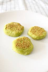 Galettes De Semoule Aux Legumes Pour Bebe Et Grands Cuisinez Pour Bebe Recette Recettes De Cuisine Galette De Semoule Repas Bebe 11 Mois