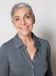 Desiree Baxter's Instagram, Twitter & Facebook