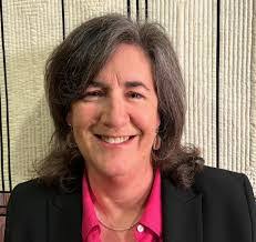 Lisa Pfister's Instagram, Twitter & Facebook