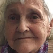 "Su cama estaba empapada en orina": los terribles abusos contra pacientes  con demencia en hospitales británicos