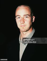 567 fotos e imágenes de alta resolución de Larry Norton