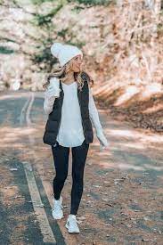 27 Casual Athleisure Outfits To Copy Now Winter Outfits Women Winter Fashion Outfits Casual Winter Outfits