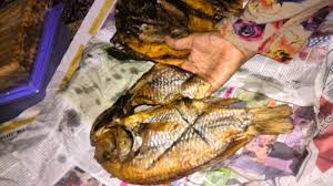 Sebetulnya kalau mahu menyediakan masak lemak yang sedap, kita perlu menggunakan santan segar yang pekat. Namakucella Masak Lemak Ikan Salai By Pokcik