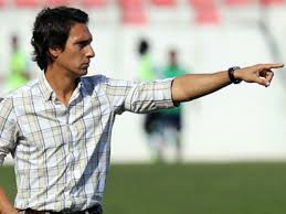 João de deus, que voltou a substituir jorge jesus no comando da equipa, considera que as águias fizeram o suficiente para vencerem o v. Joao De Deus Foi Uma Esbanjar De Oportunidades Maisfutebol