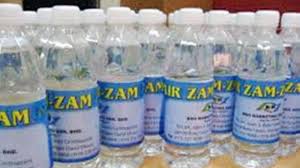 Diawali dengan basmalah ketika hendak minum air zam zam. Air Zamzam Obat Berbagai Penyakit Minum Dengan Cara Rasulullah Ini Banjarmasin Post