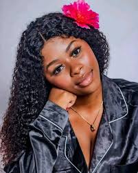 🌹𝙃𝙞 𝙄'𝙢 𝙡𝙤𝙤𝙠𝙞𝙣𝙜 𝙛𝙤𝙧 𝙖 𝙣𝙚𝙬 𝙛𝙧𝙞𝙚𝙣𝙙, 𝙄 𝙙𝙤𝙣'𝙩  𝙘𝙖𝙧𝙚 𝙬𝙝𝙚𝙧𝙚 𝙮𝙤𝙪'𝙧𝙚 𝙛𝙧𝙤𝙢 𝙂𝙞𝙫𝙚 𝙢𝙚 𝙖 𝙡𝙞𝙩𝙩𝙡𝙚  𝙝𝙚𝙡𝙡𝙤 𝙃𝙚𝙡𝙡𝙤 𝙡𝙞𝙩𝙩𝙡𝙚 𝙩𝙝𝙚𝙧𝙚 𝙞𝙨 𝙣𝙤 𝙘𝙝𝙖𝙧𝙜𝙚.  𝘽𝙪𝙩 𝙖 𝙡𝙞𝙩𝙩𝙡𝙚 𝙝𝙚𝙡𝙡𝙤 𝙄𝙩 ...