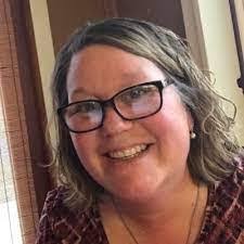 Lori Urbano's Instagram, Twitter & Facebook