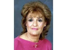 Sarah Farthing's Instagram, Twitter & Facebook