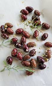 Baked Kalamata Olives Heart Healthy Greek Recipe Kalamata Olives Olive Appetizer Olive Dishes