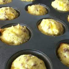 Cheeseburger Bites Jiffy Corn Muffin Mix With Shredded Cheese And Ground Beef Add Bacon If You Would Like Onions P Jiffy Mix Recipes Snack Recipes Recipes