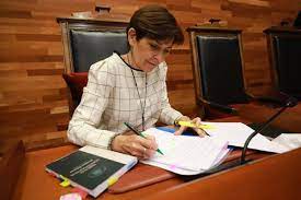 — paola aguillón (@aguillonismo) 9 de agosto de 2019. Telesur Tv On Twitter Jueza Maria Luisa Brahm Denuncia Corrupcion En Tribunal Constitucional De Chile Https T Co St33r635oo Los Casos En Esta Situacion Estan Fundamentalmente Relacionados Con Temas De Derechos Humanos Https T Co Ithkvyojtj