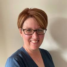 Helen Tomlin (@TomlinTowers)