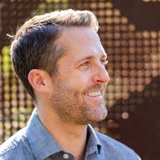 Peter Neu's Instagram, Twitter & Facebook