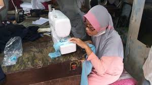 Dec 02, 2013 · pengurus pemasaran dan kewangan 1 3. Bantuan Mesin Jahit Bagi Difabel Atmago