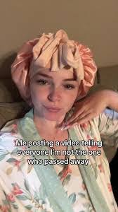 Grace Sargent's Instagram, Twitter & Facebook