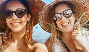 Deanna Albert's Instagram, Twitter & Facebook