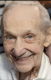 Edward Wieczorek's Instagram, Twitter & Facebook