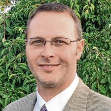 Election candidates for commissioners answer questions