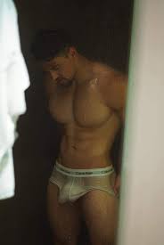 Wet Shower Bulge in CK Briefs - Boybriefs.com