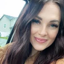 Jerrica Gilbert's Instagram, Twitter & Facebook