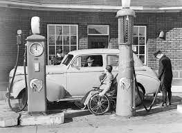 History In Photos Vintage Montreal Old Gas Stations Vintage Gas Pumps Gas Station