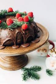 How to decorate a christmas cake. Chocolate Raspberry Red Wine Wreath Bundt Cake Christmas Cake Designs Christmas Cake Pops Christmas Cake Recipes