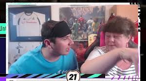 Fifa youtuber with 10,000+ subscribers business enquiries: Danny Aarons Mum Perfectly Does Maths Youtube