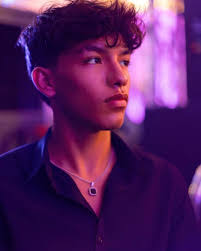 Marco Briones's Instagram, Twitter & Facebook