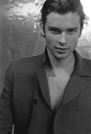 Yes, though it is not likely, as black is a dominant hair color. Dark Haired Male Actors Google Search On We Heart It Tom Welling Actors Smallville