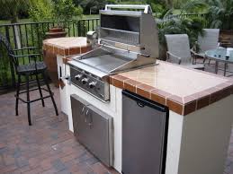 bamboo landscapes : outdoor kitchens