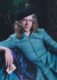 Vezzipuss Tumblr Com David Bowie The Man Who Sold The World Circa David Bowie David Bowie Pictures Bowie