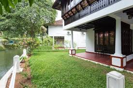 It is strongly associated with the english and succeeding british royal family. The Windsor Castle 4 Kottayam Kerala India 65 Guest Reviews Book Hotel The Windsor Castle 4